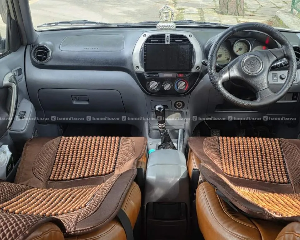 RAV4 2001 model 9818846575 or 9768397661 3