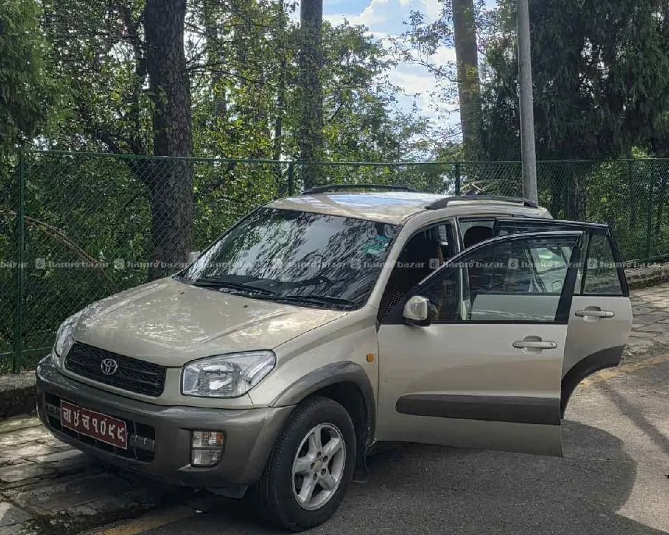 Toyota RAV4 - 2001 lot 9818846575 or 9768397661 4