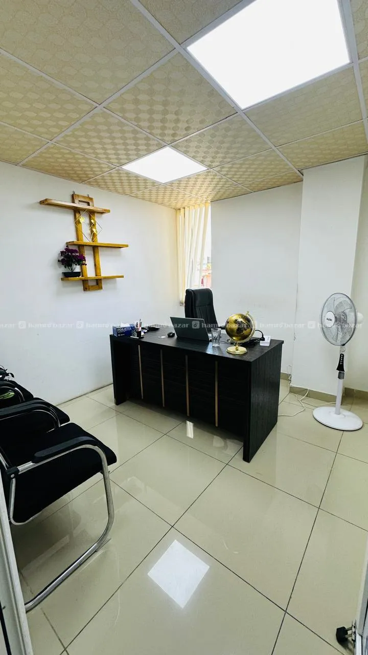 Office space on sell with full furniture 4