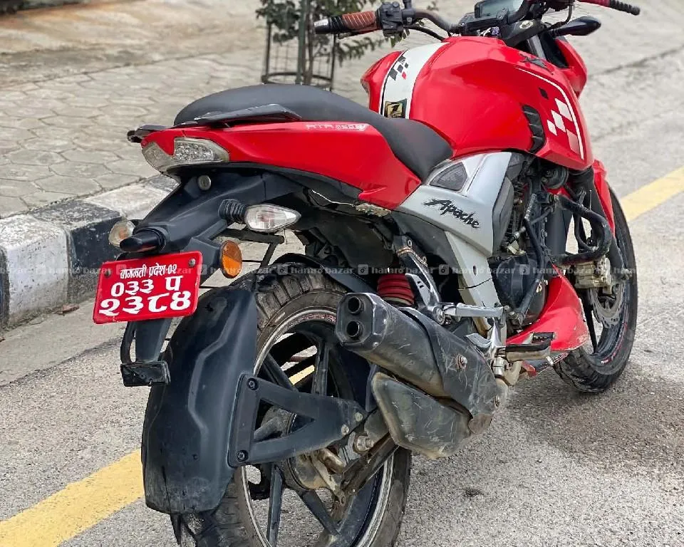 tvs rtr apache 160cc 2021model 133lot super fresh condition 2