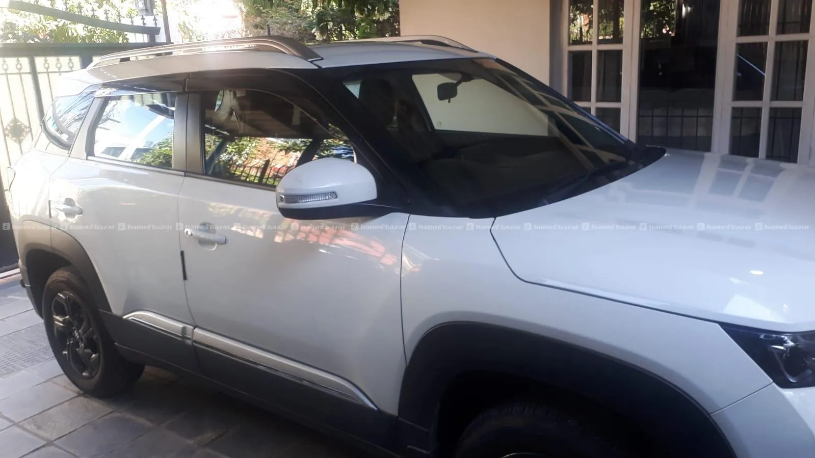 Suzuki brezza 4