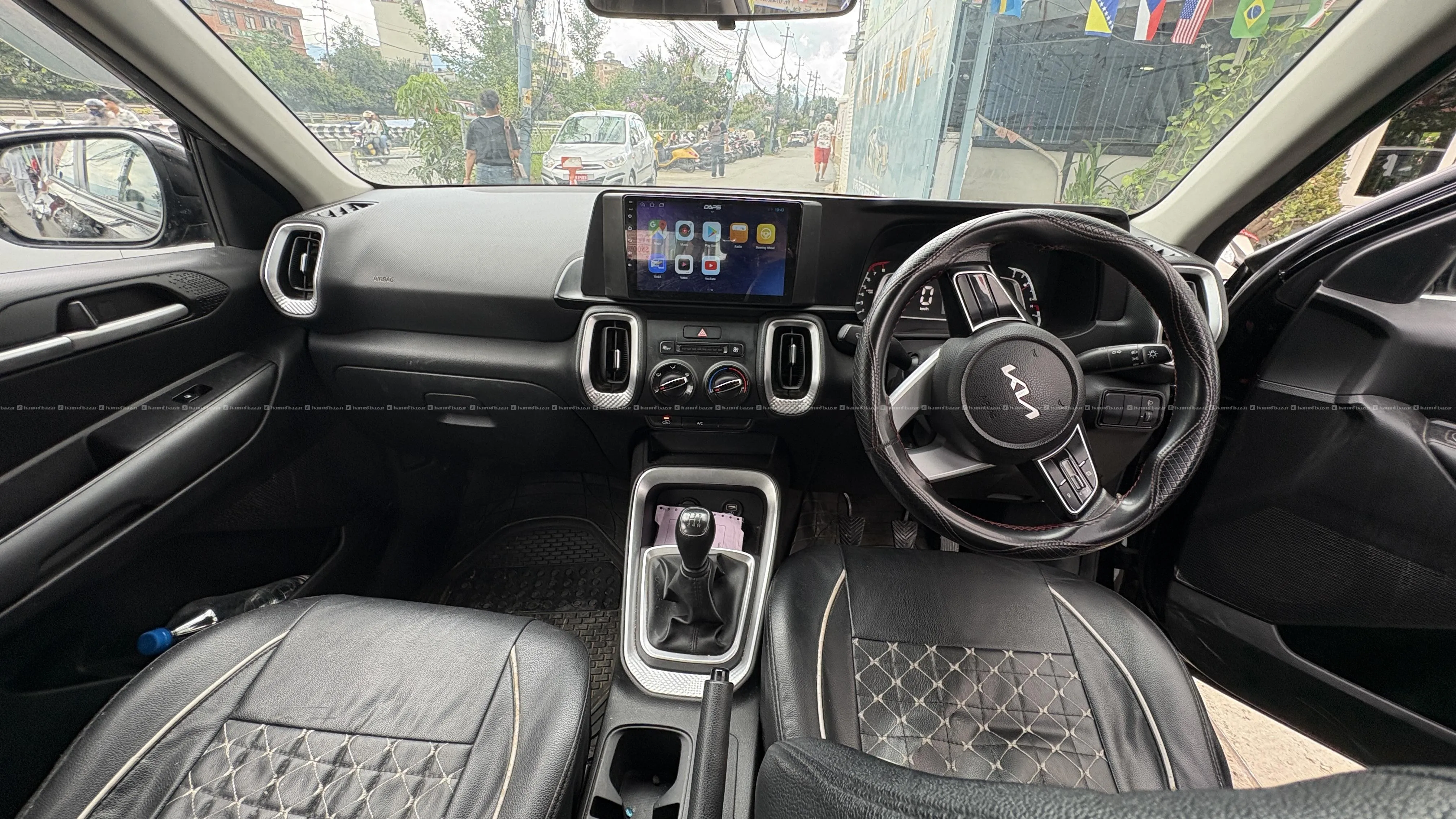Single handed Kia Sonet hte 2021 model on sale 2