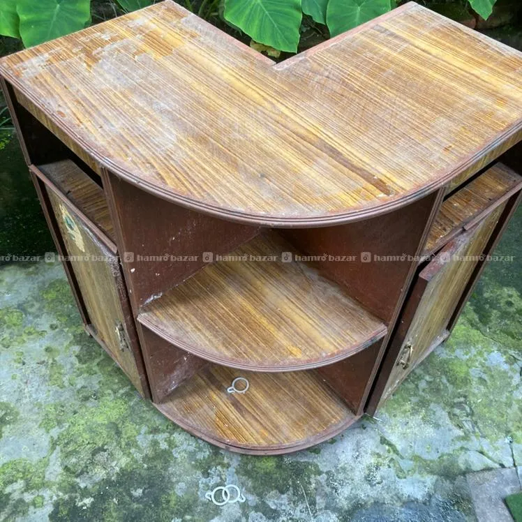 Pillar/corner  Cupboard For Sale 2