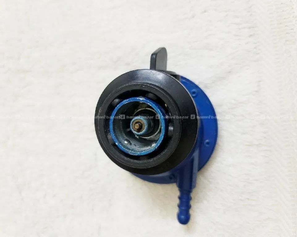 Empty gas cylinder n regulator on sale 7