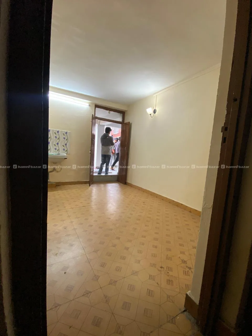 Ground Floor for Rent – Kupondole 4