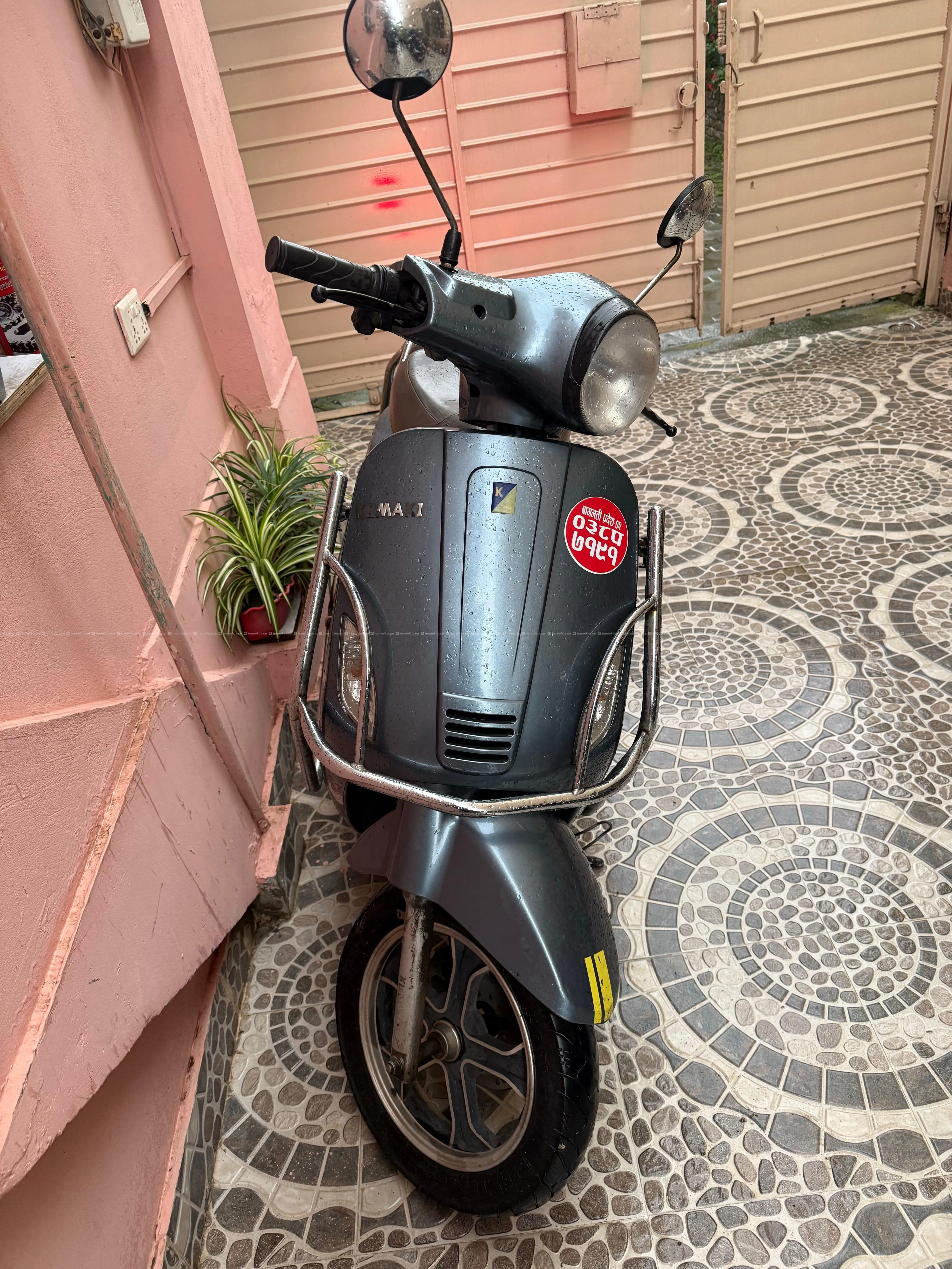 Perfect EV Scooter for Sale - Komaki Venice 2