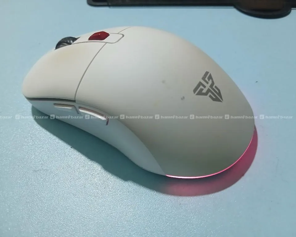 Fantech WG9 wirelsess RGB Gaming Mouse 3