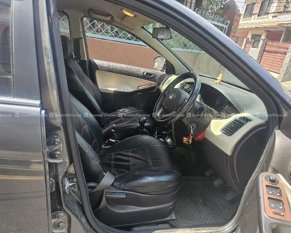 Tata Zest XM 2016 4