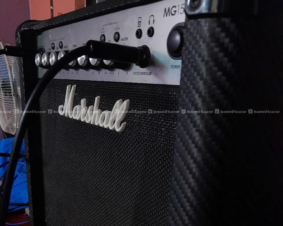 Marshall MG15CFX 2
