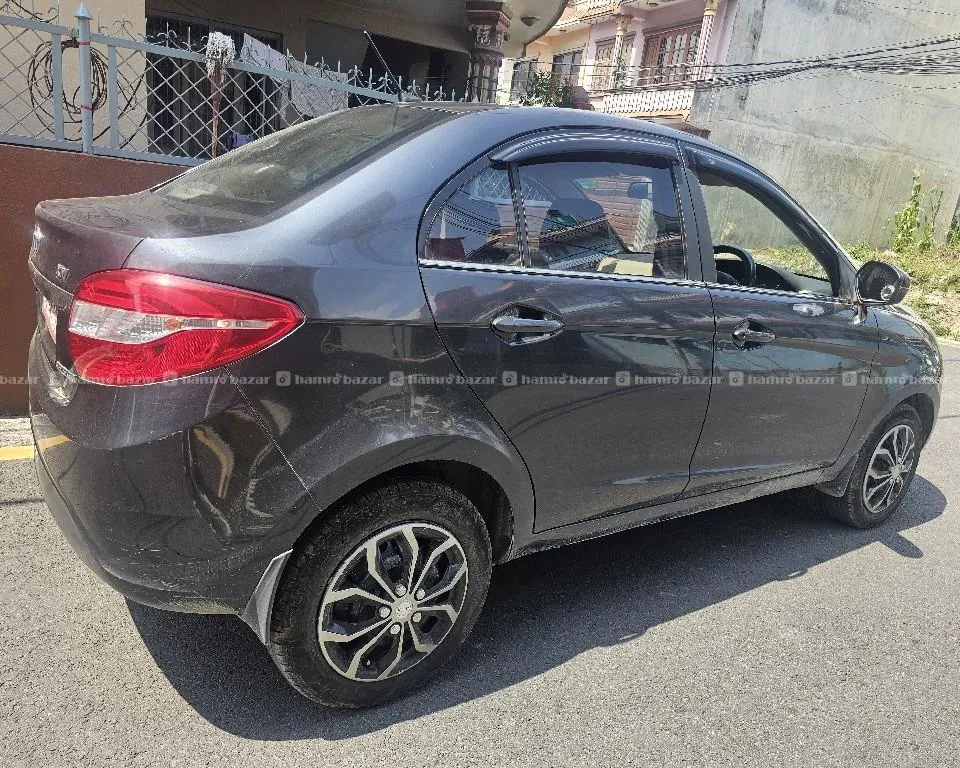 Tata Zest XM 2016 5