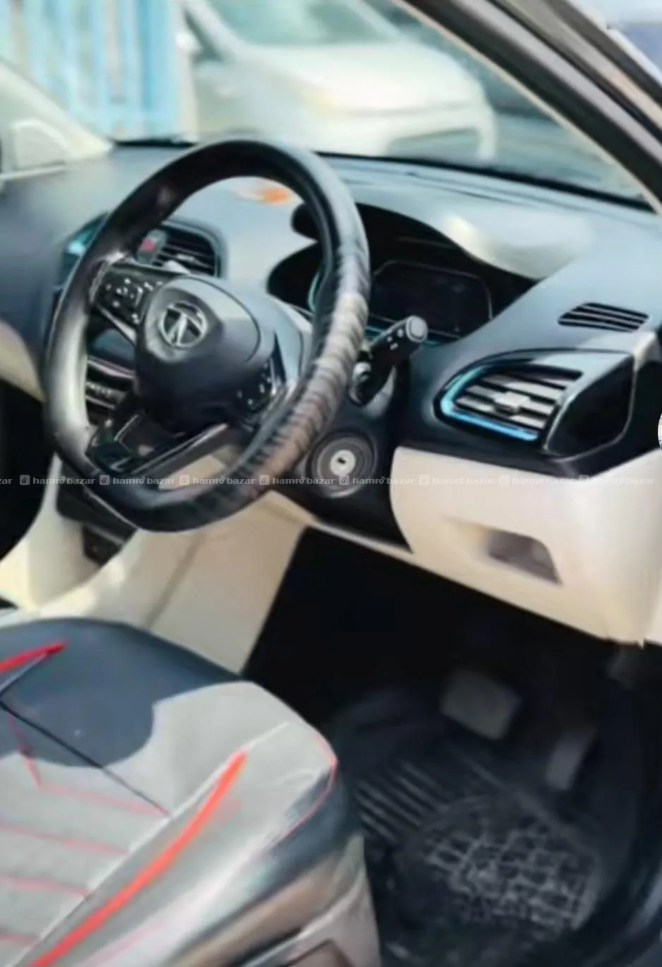 TATA Tiago 2024 3