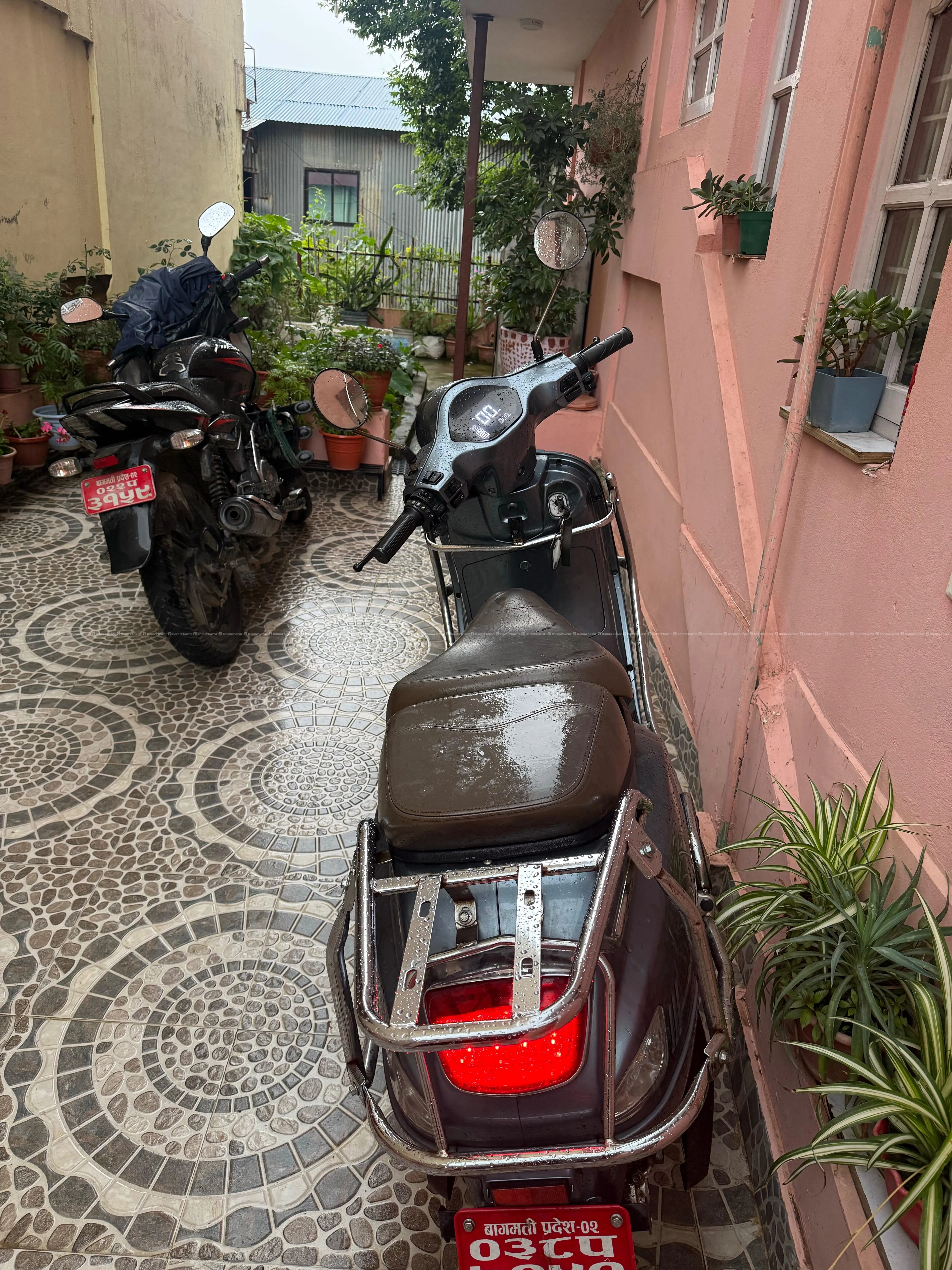 Perfect EV Scooter for Sale - Komaki Venice 5