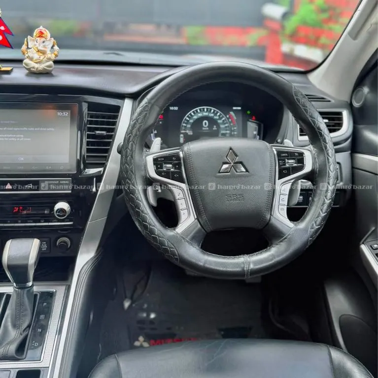 🔥 2021 Pajero Sport Limited Edition – On sale. 4
