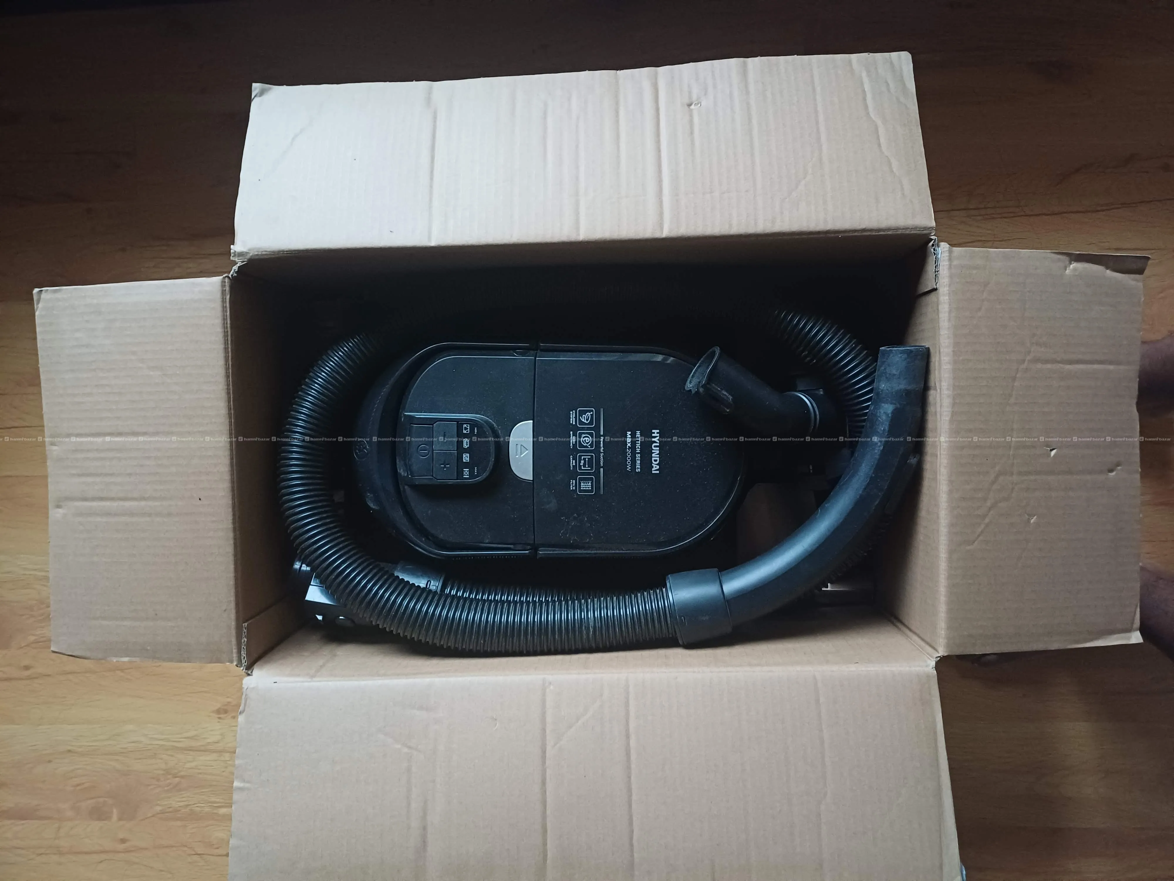 Like New,  Vacuum Cleaner for Sale. 3