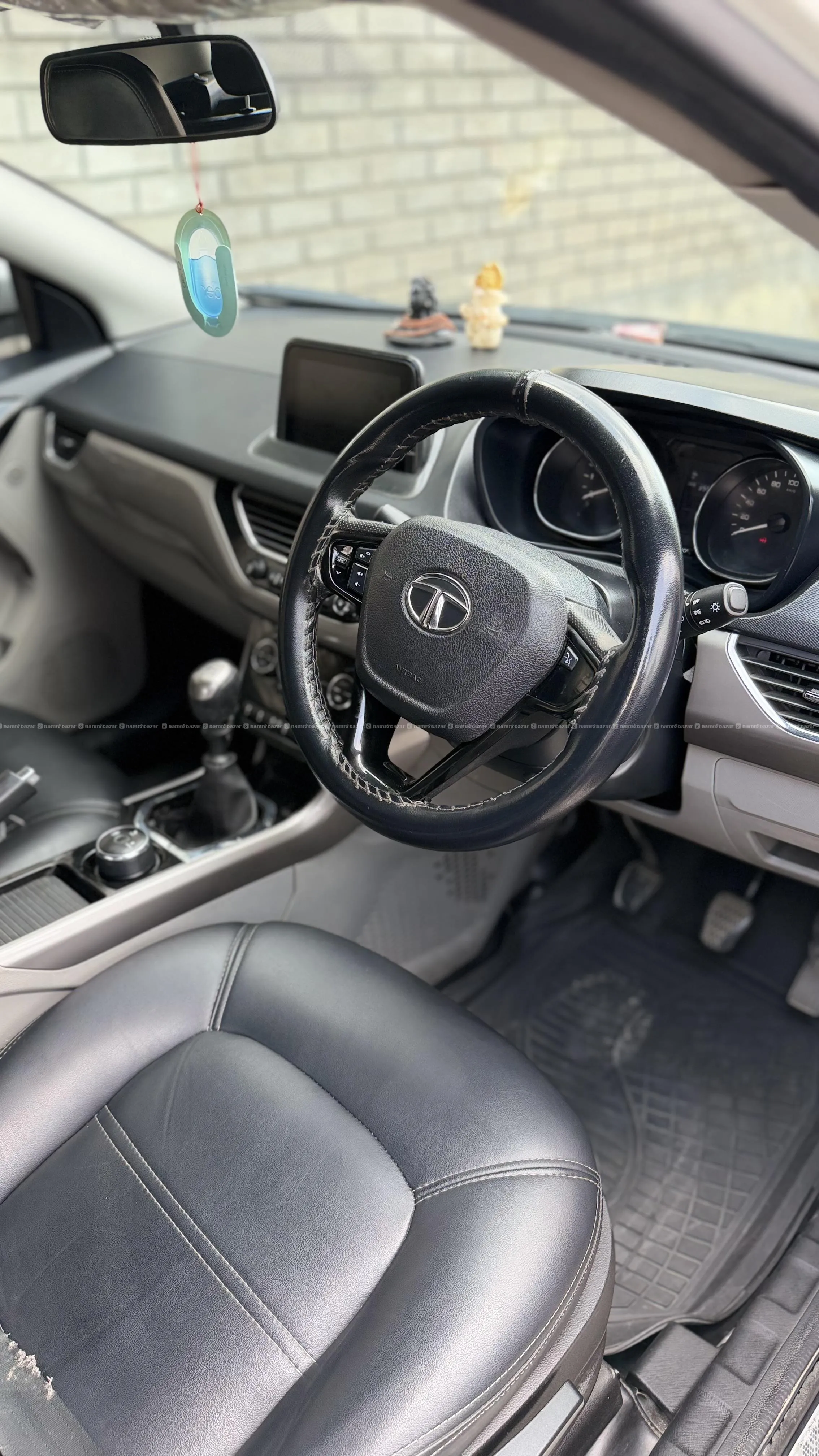 SINGLE HAND TATA NEXON XZ PLUS SUV 5