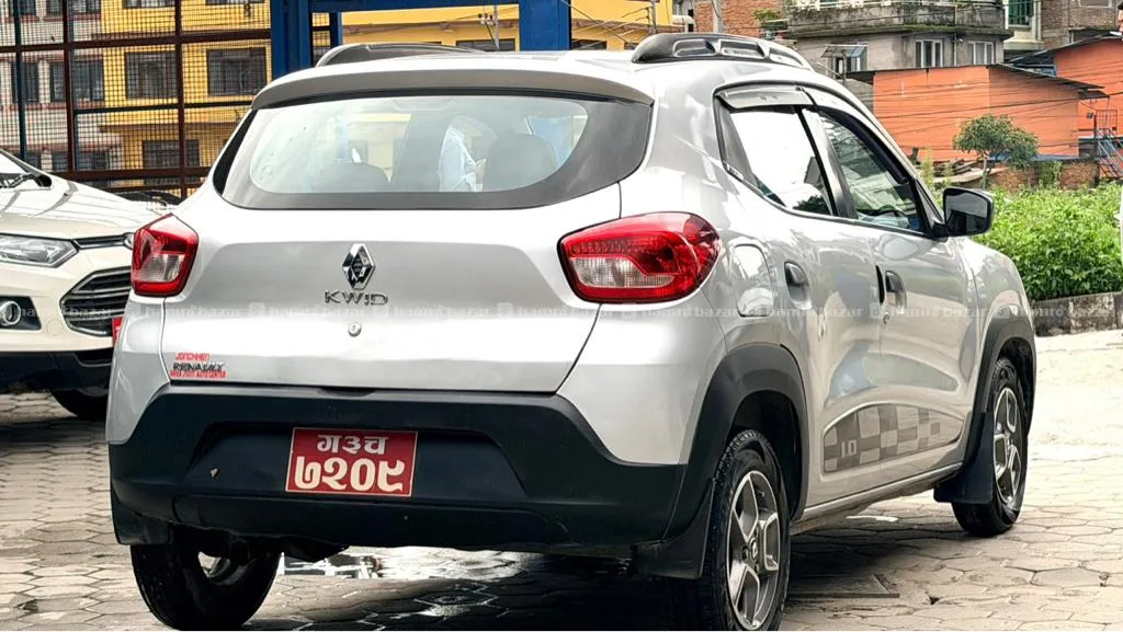 Renault Kwid RXT 3