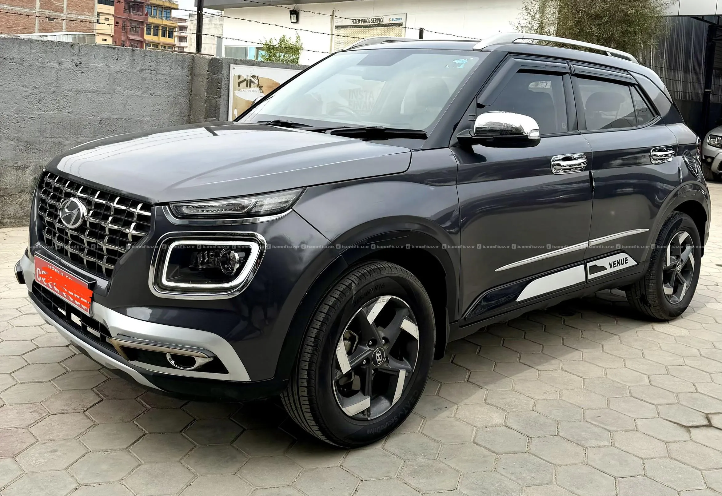 excellent 2019 hyundai venue sx sunroof 60% financ 6
