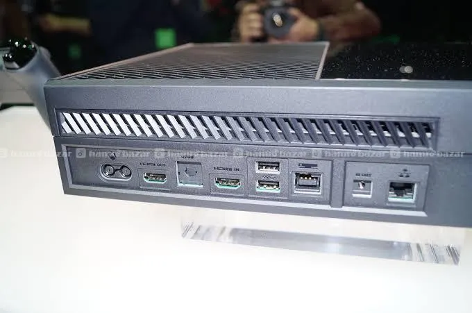 xbox one counsol 3