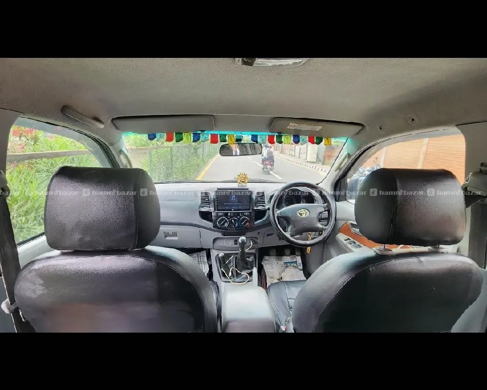 Toyota Hilux 3