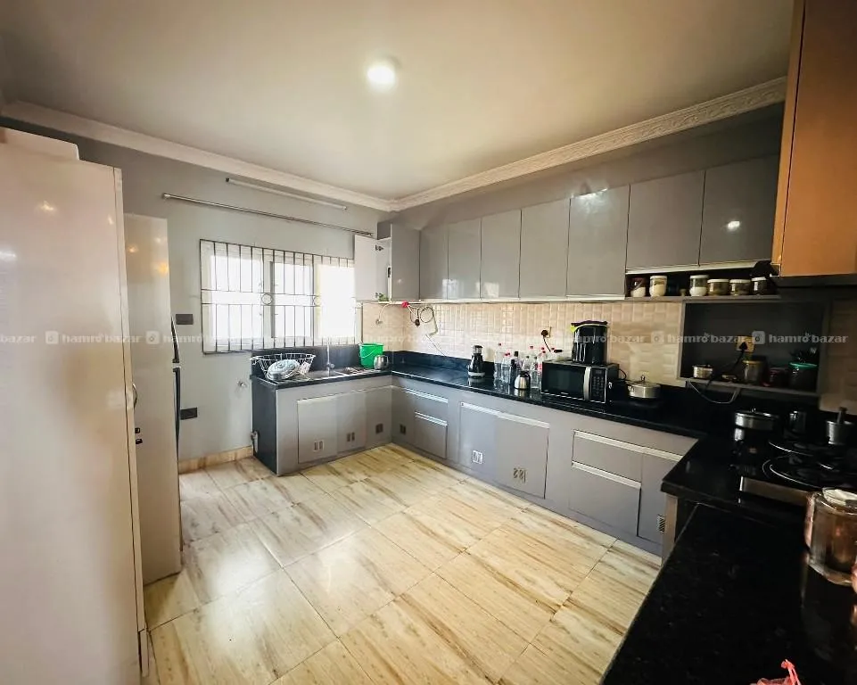 Semi Bunglow House On Sale at Manamaiju 6