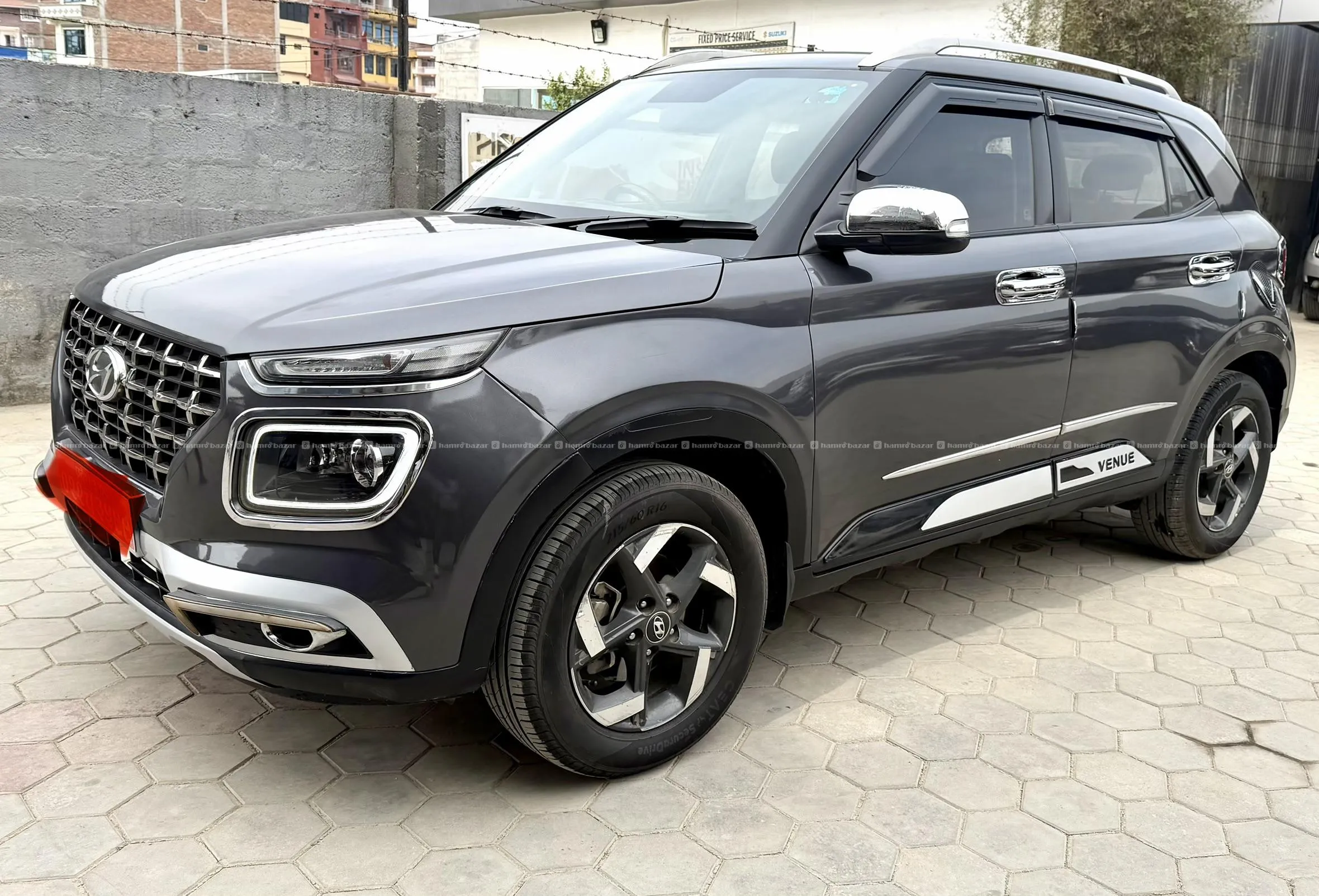 excellent 2019 hyundai venue sx sunroof 60% financ 7