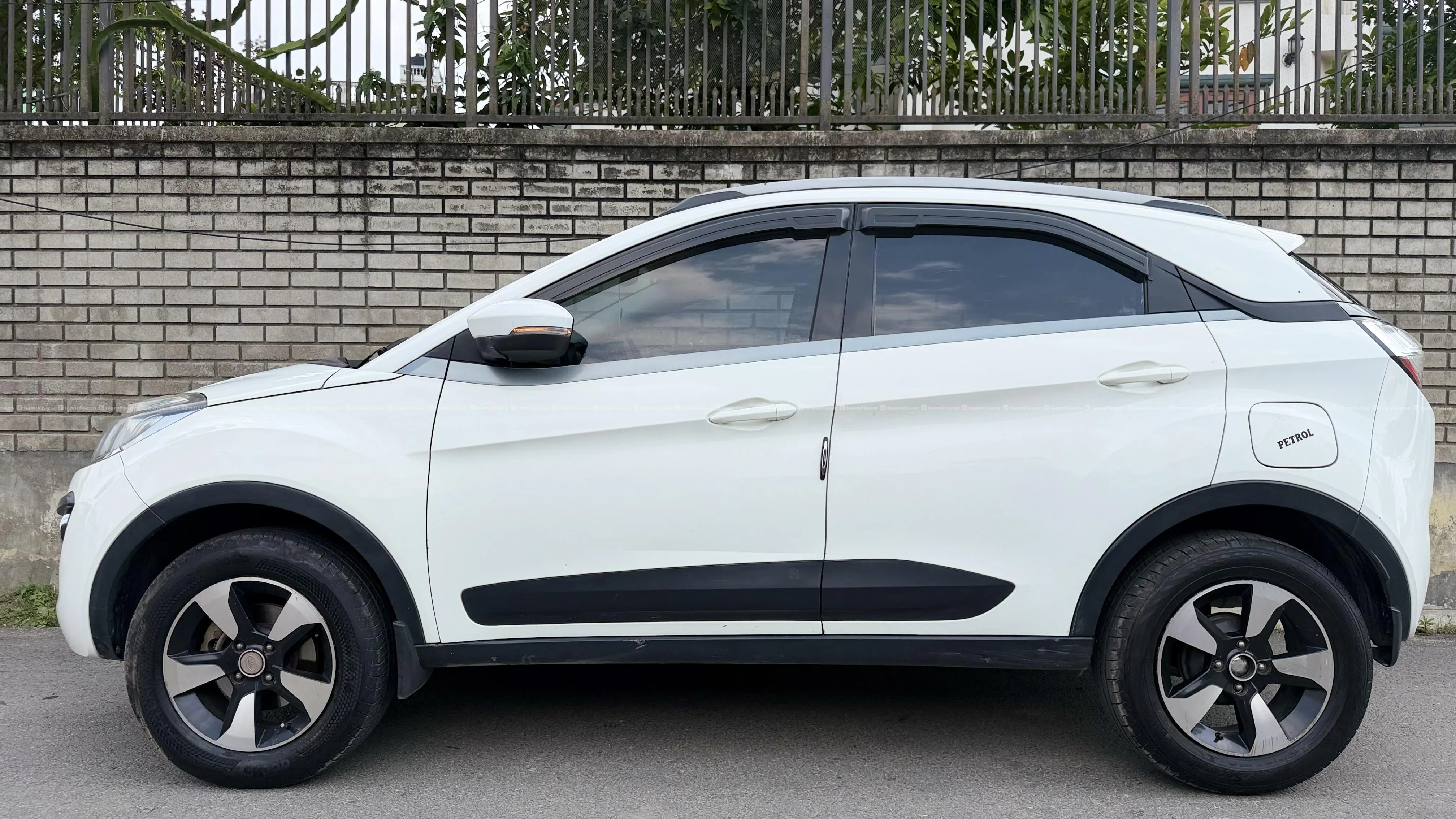 SINGLE HAND TATA NEXON XZ PLUS SUV 6