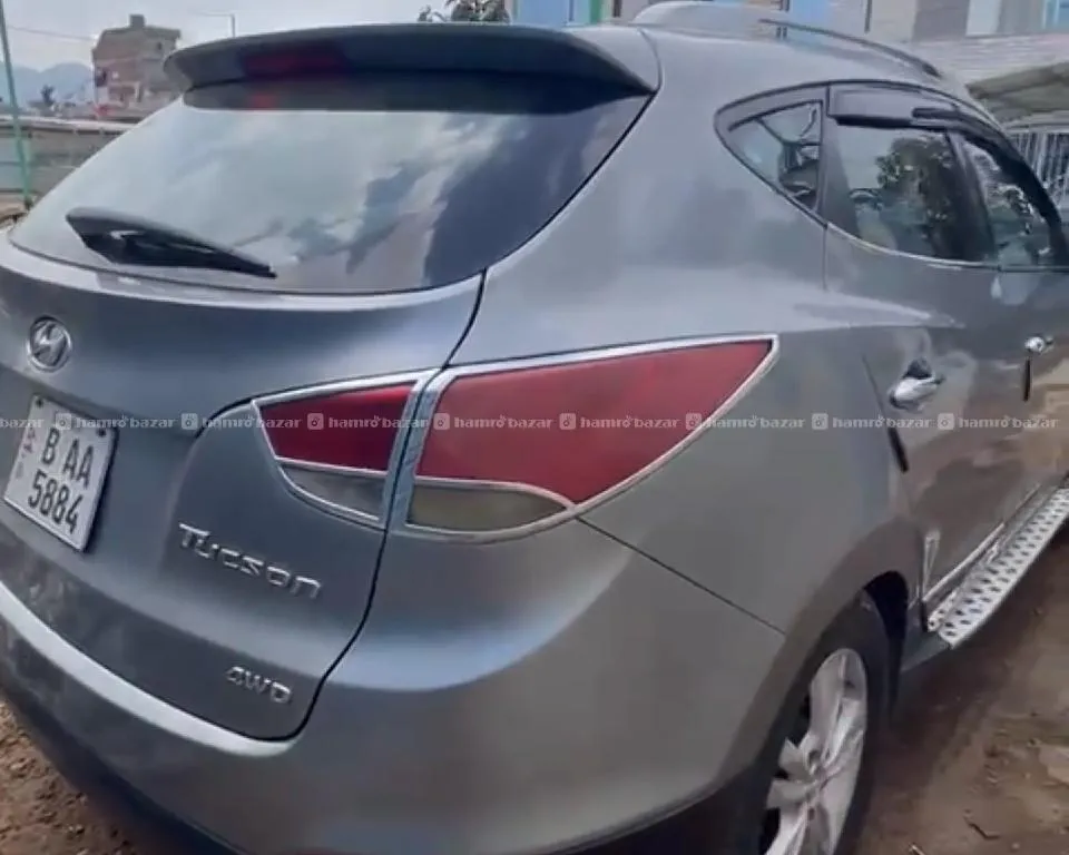 Hyundai Tucsion GL for sale 4