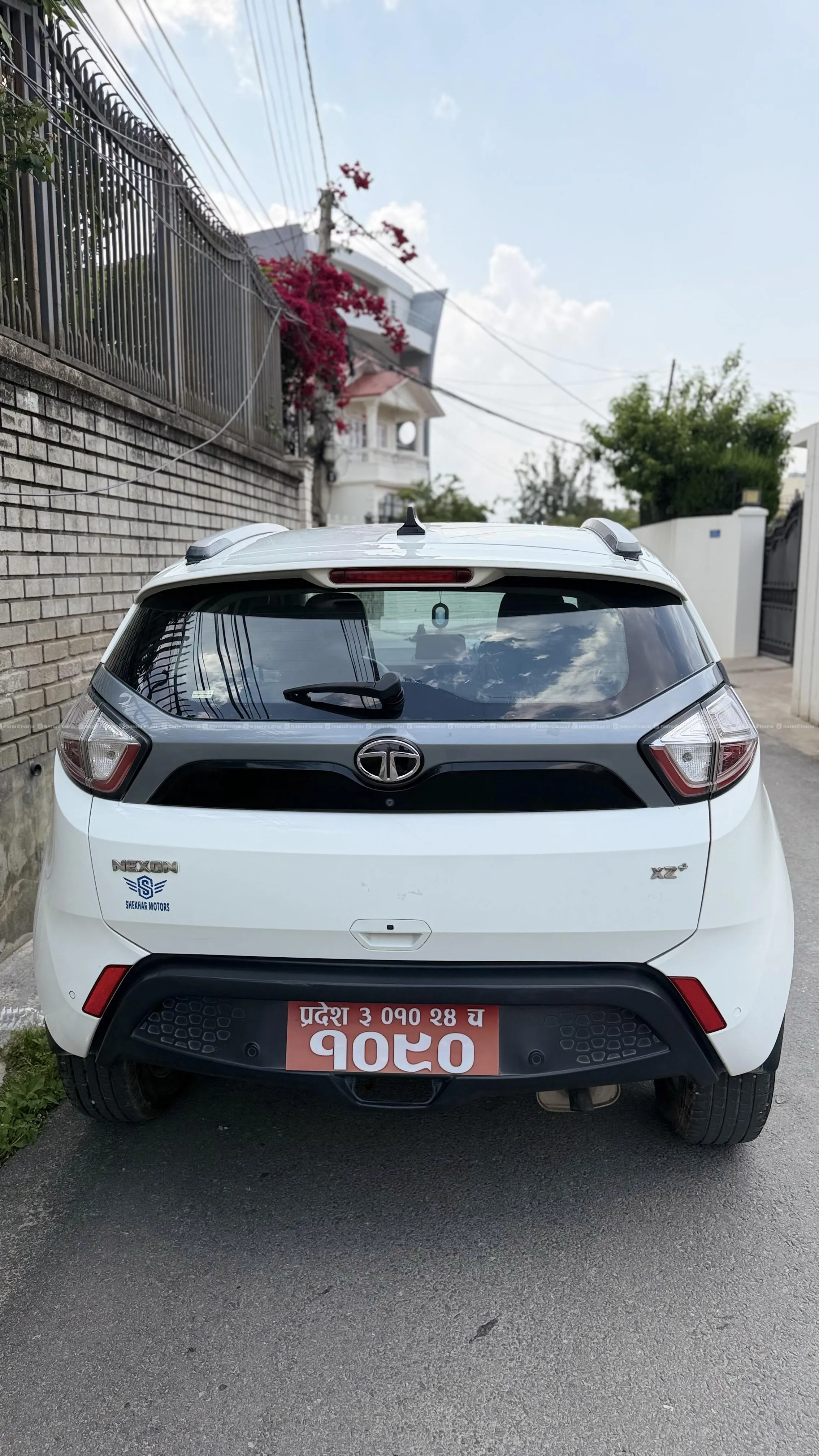 SINGLE HAND TATA NEXON XZ PLUS SUV 7