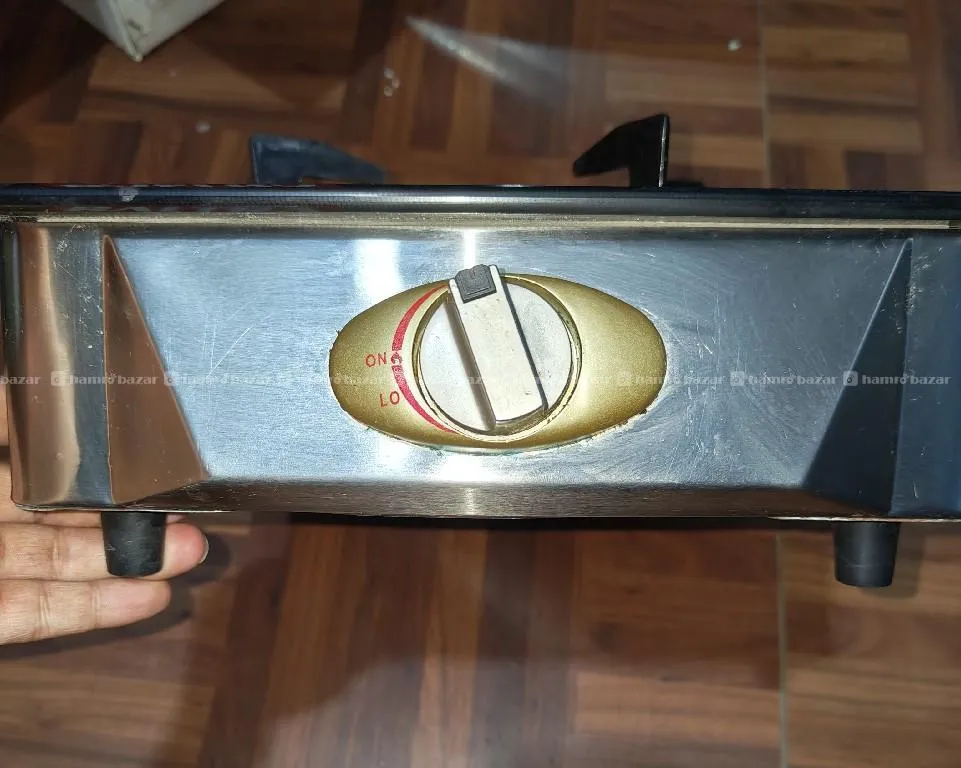 Baltra gas stove and pipes 2