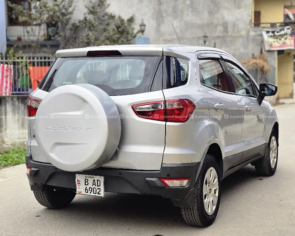 Single Hand Ford EcoSport Trend 2017 3