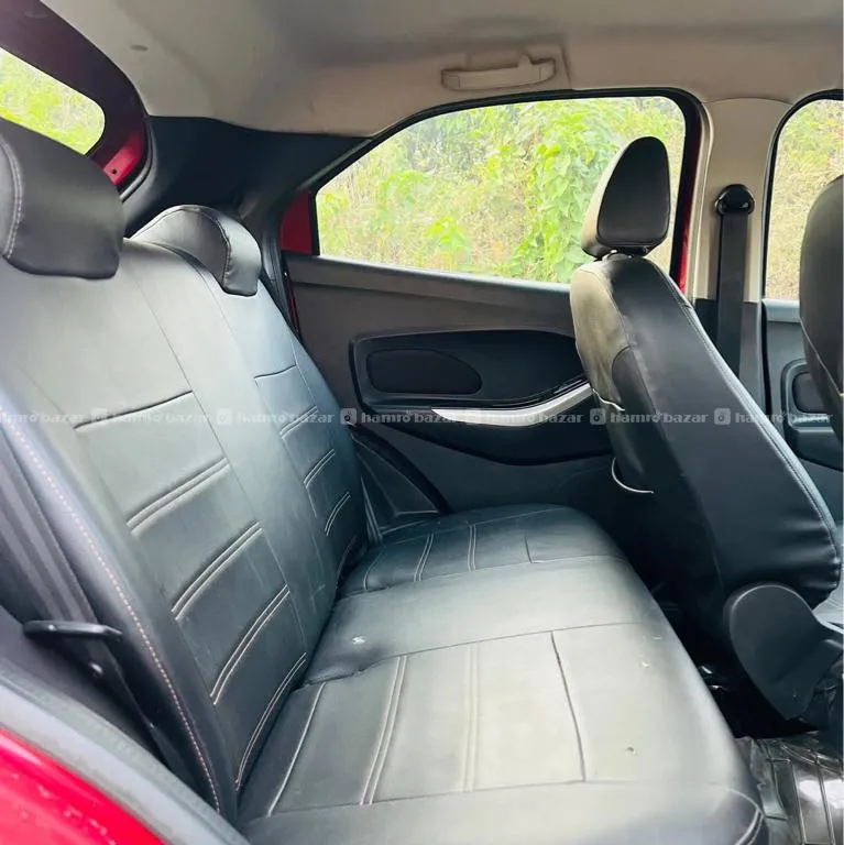 Ford Figo Titanium 2017 5