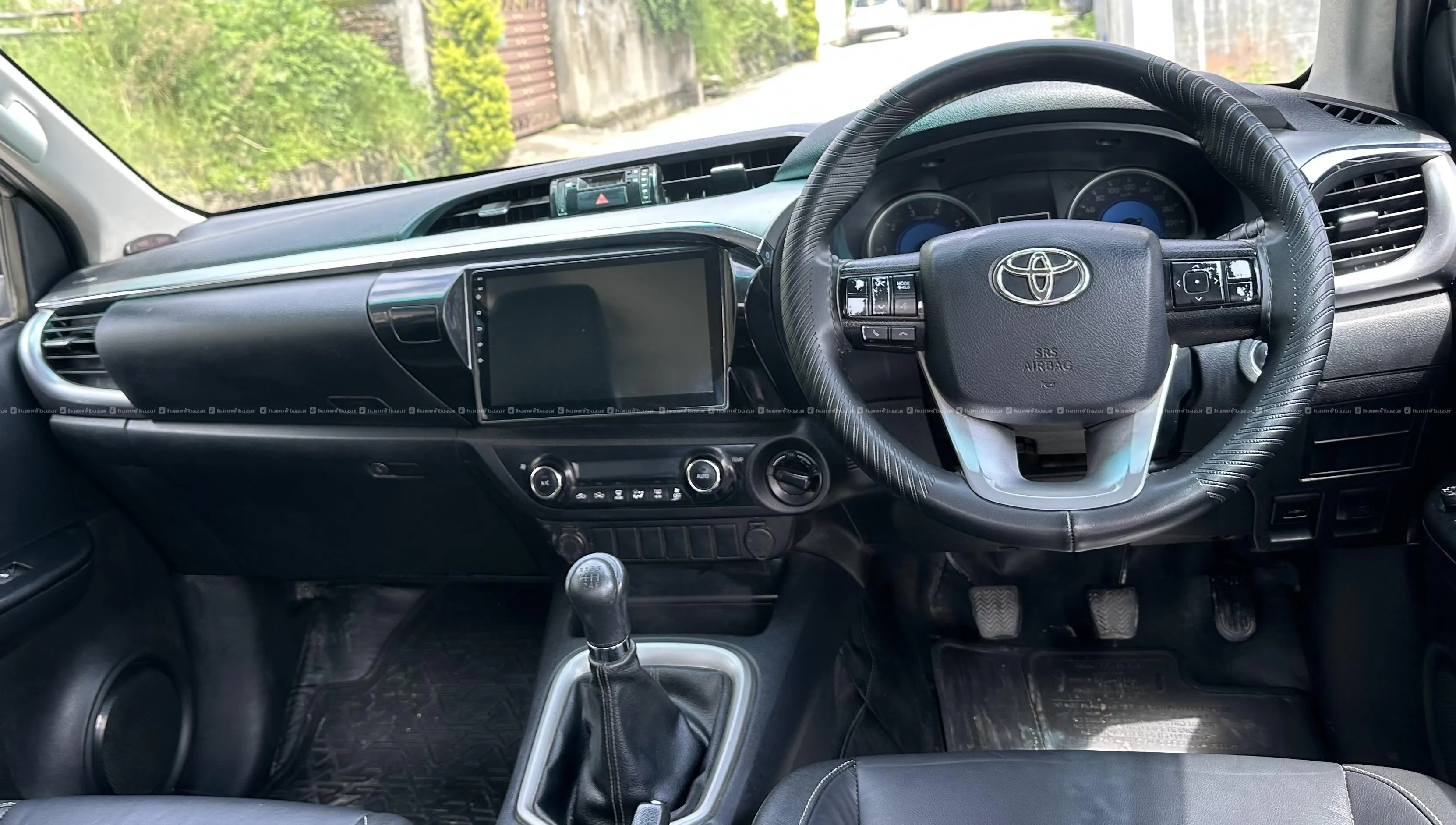 Toyota Hilux Revo 2019 model for sale 6