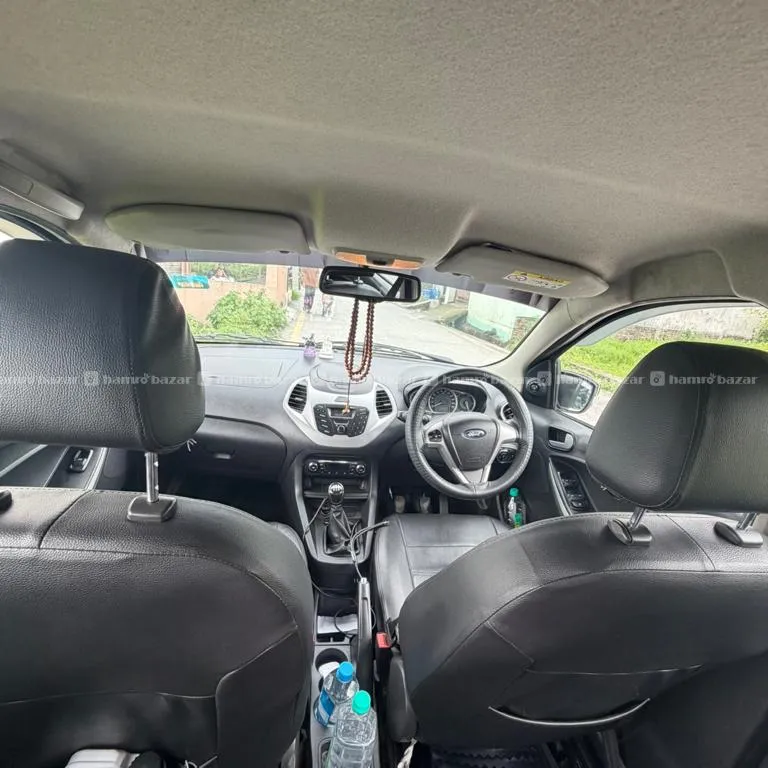 Ford Figo Titanium 2017 4