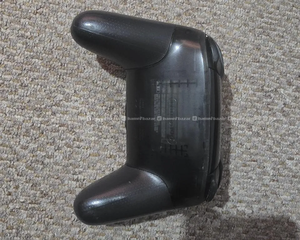 Nintendo switch pro controller 2