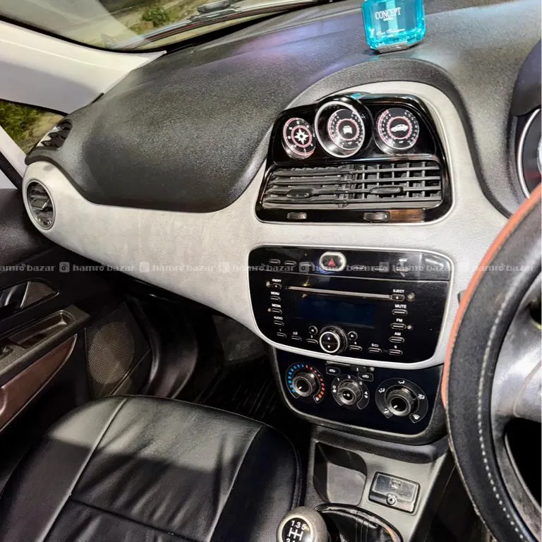 Fiat Avventura 2015 model Car 3