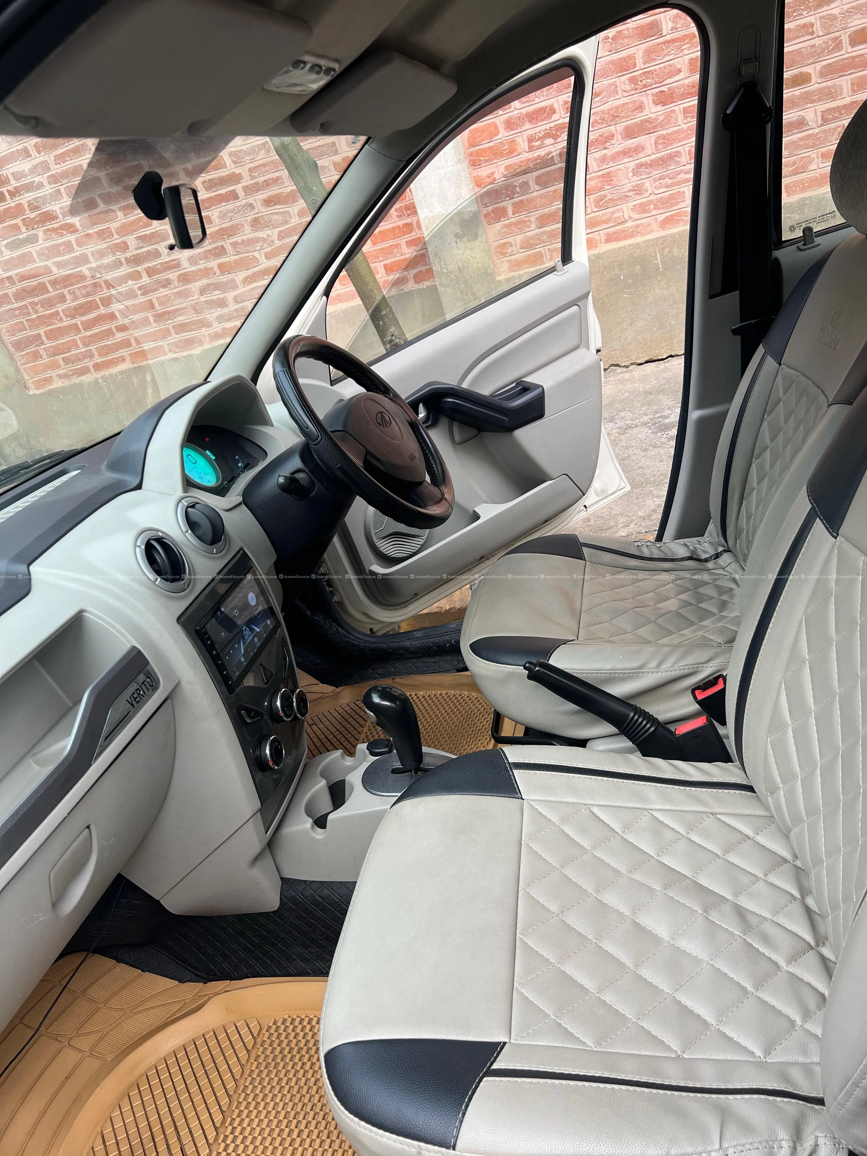 Mahindra E Verito D6 EV “Single Hand” 2018 8