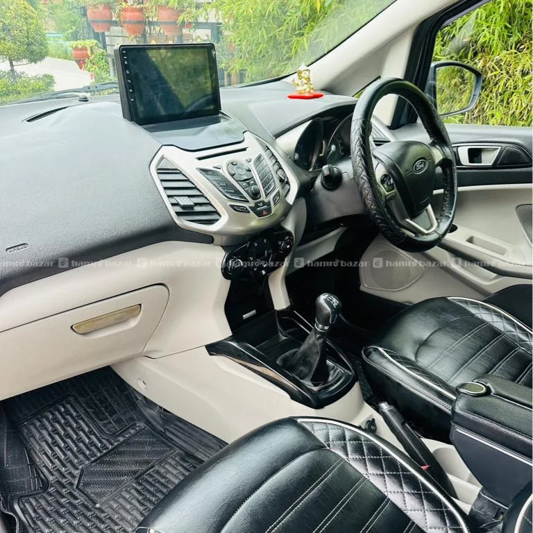 Ford Ecosport Titanium 4