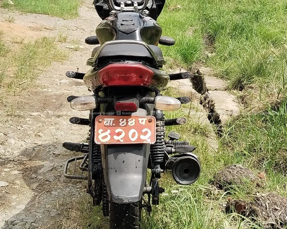 bajaj discover 150 3
