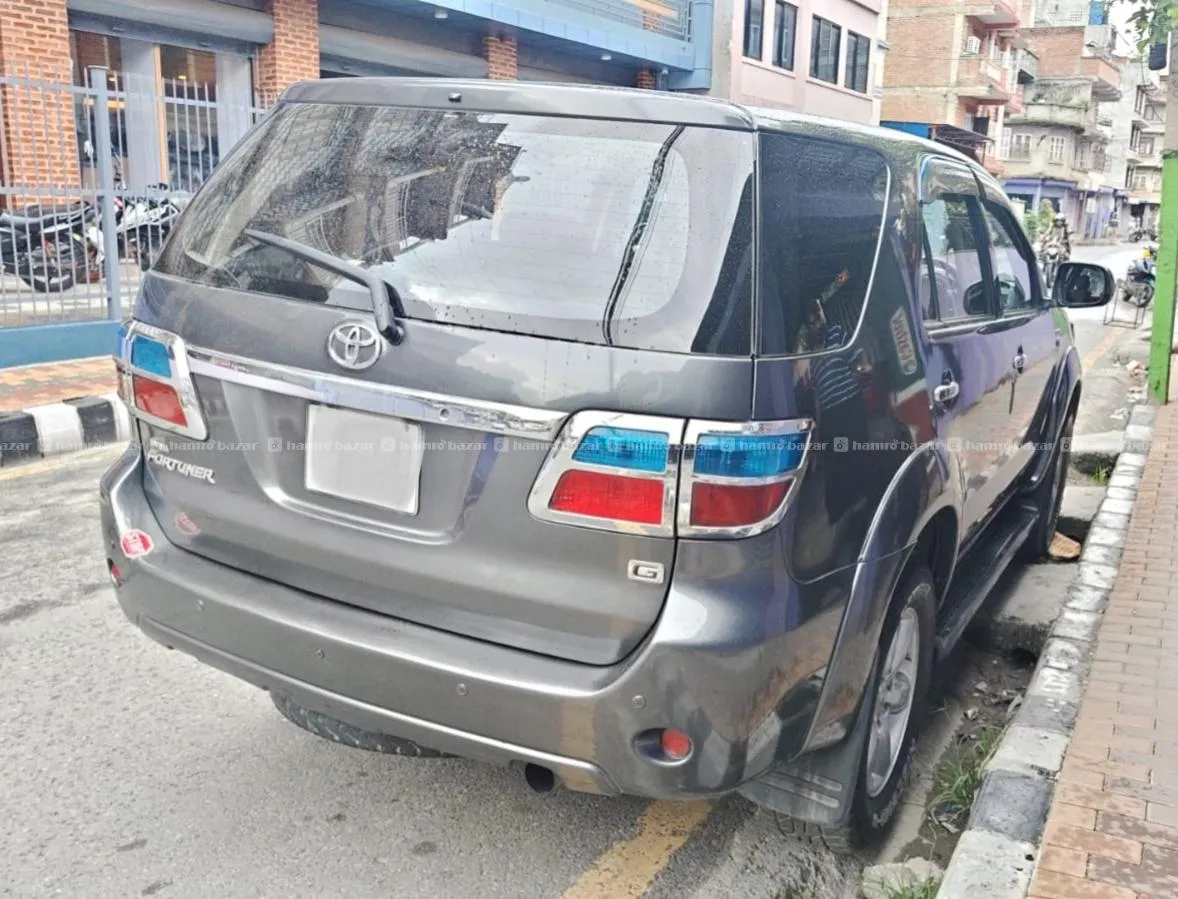 fortuner 2010 2
