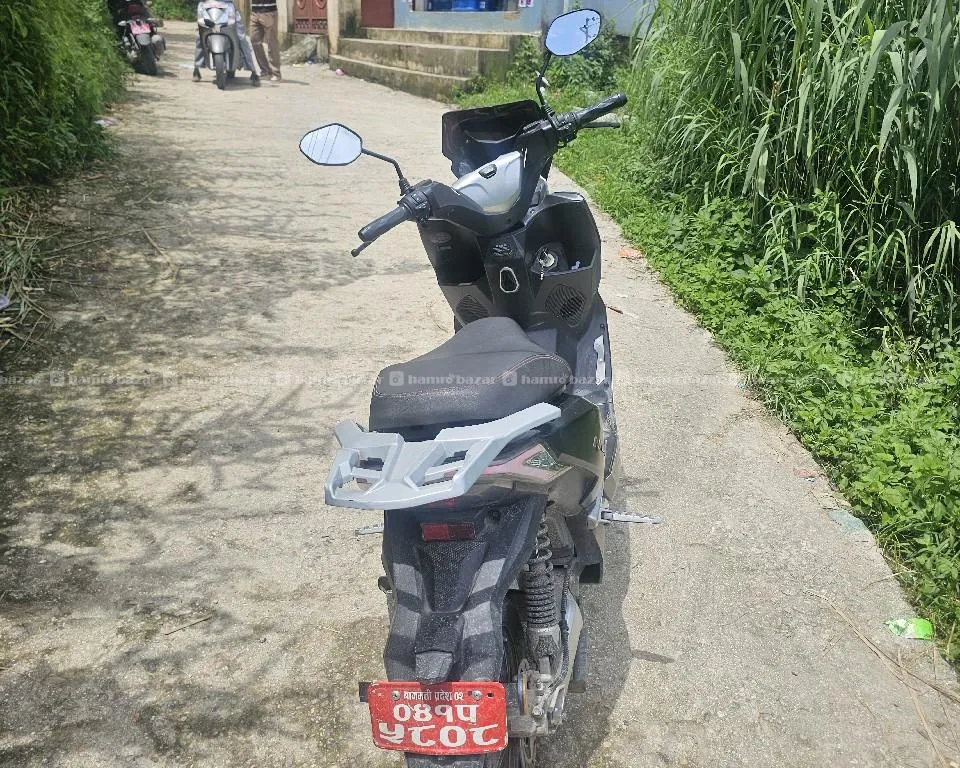 Aima Electric Scooter 1