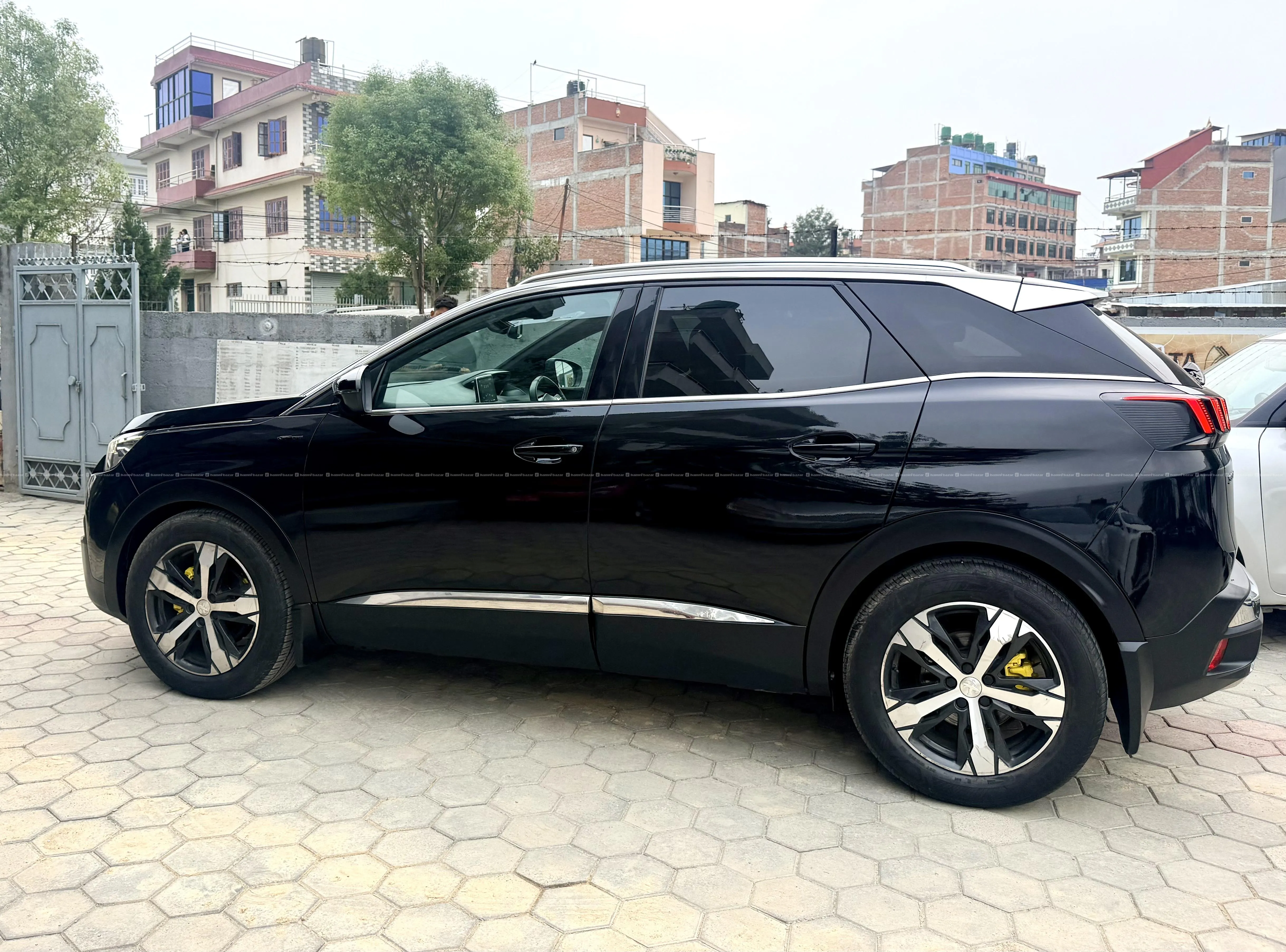 singlehand 2017 peugeot 3008 GTline 60% finance 7