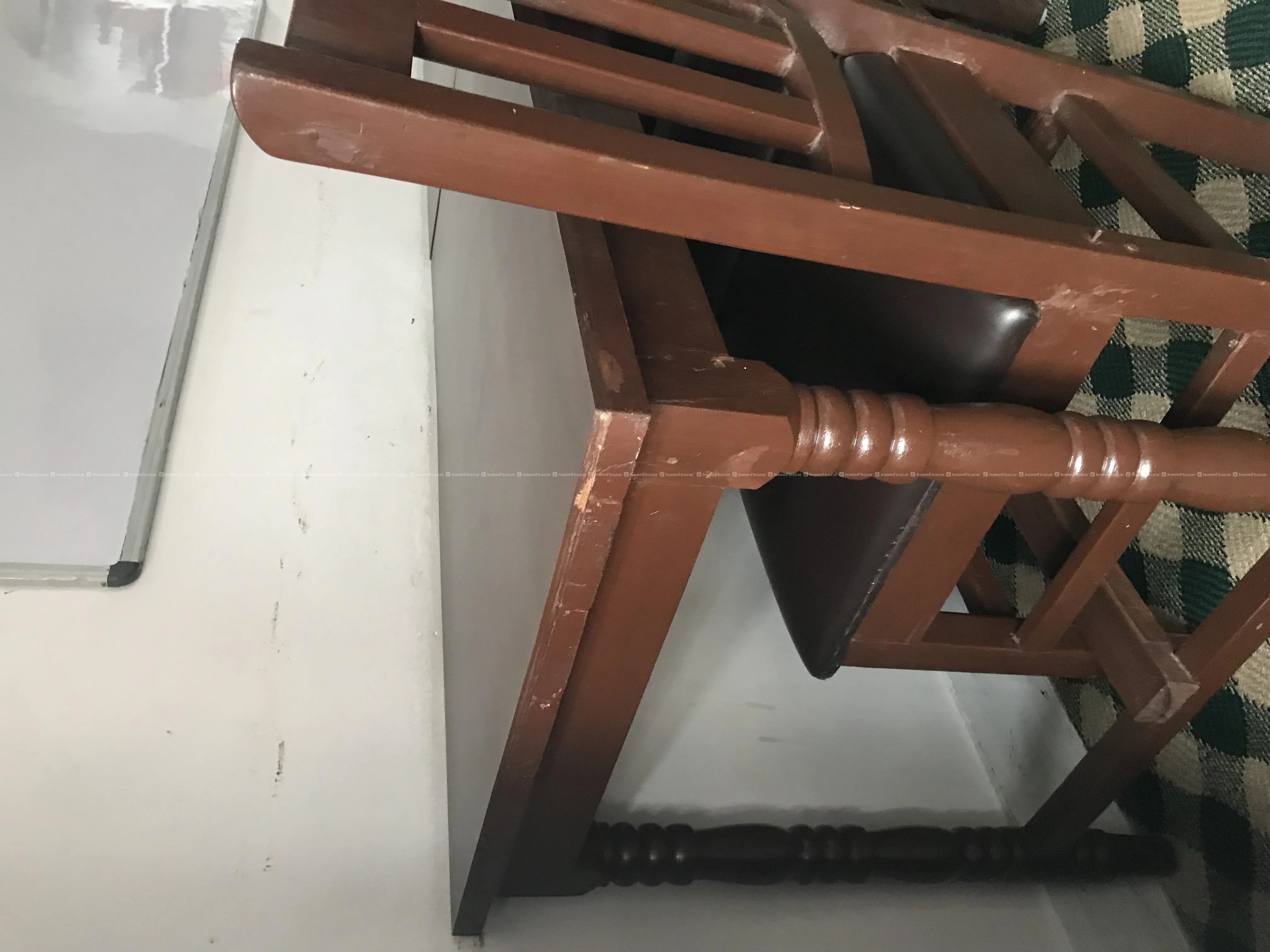 USED FURNITURE ON SALE -TABLE WITH 2 Nos of chairs 3