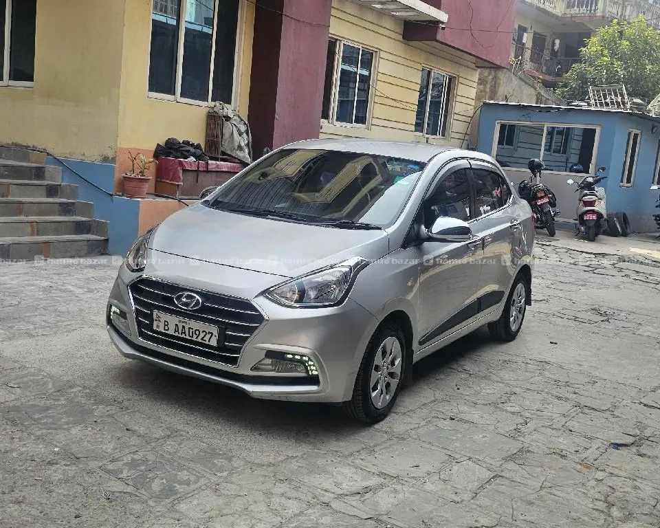 Hyundai Xcent 2017 New Shape 3