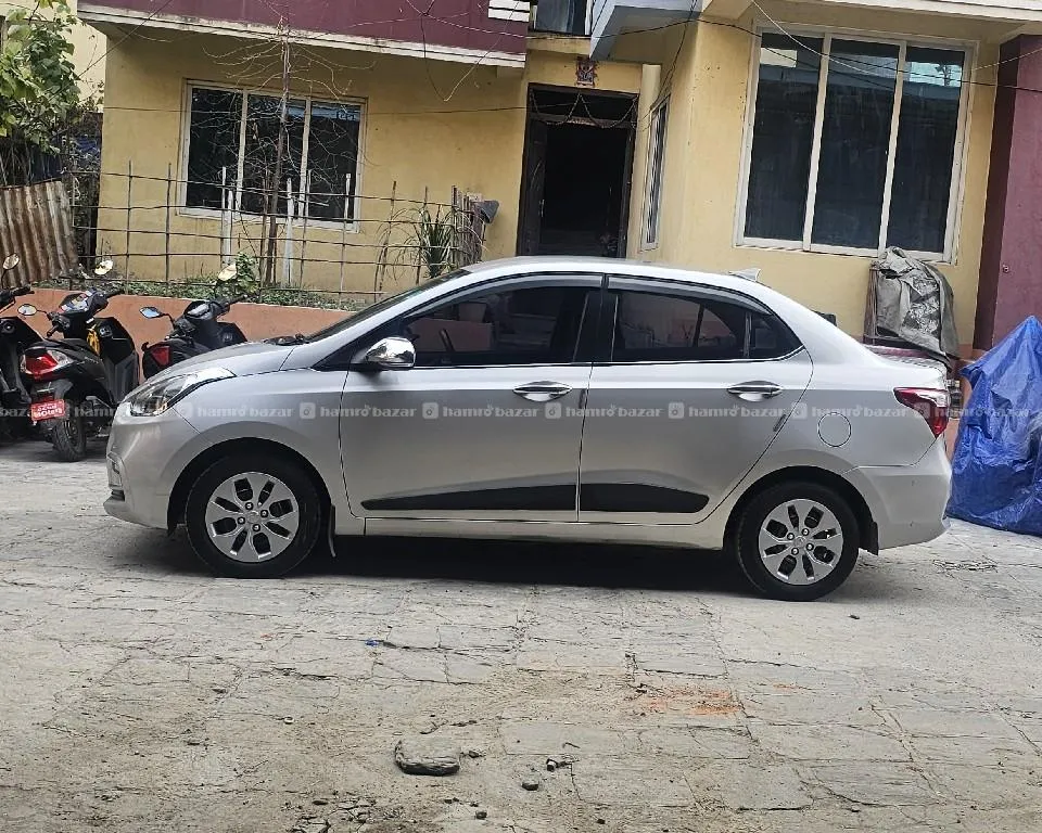 Hyundai Xcent 2017 New Shape 6