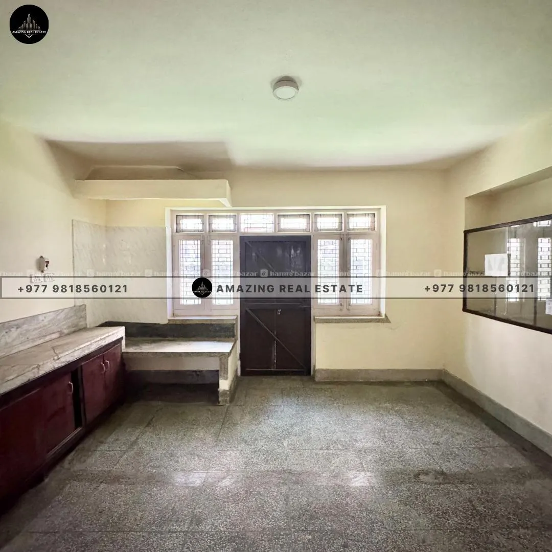 KUPONDOLE – HOUSE FOR OFFICE ON RENT 5