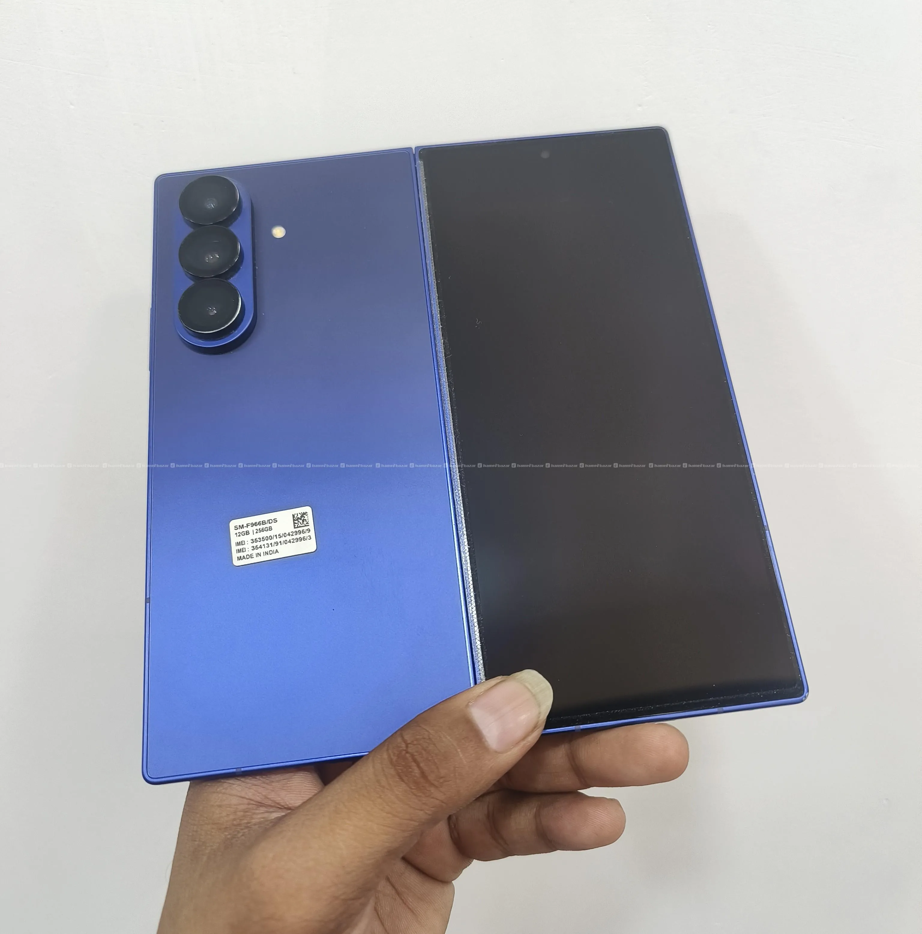 Samsung Z Fold 7 (12/256) With Box Warranty Insur 4