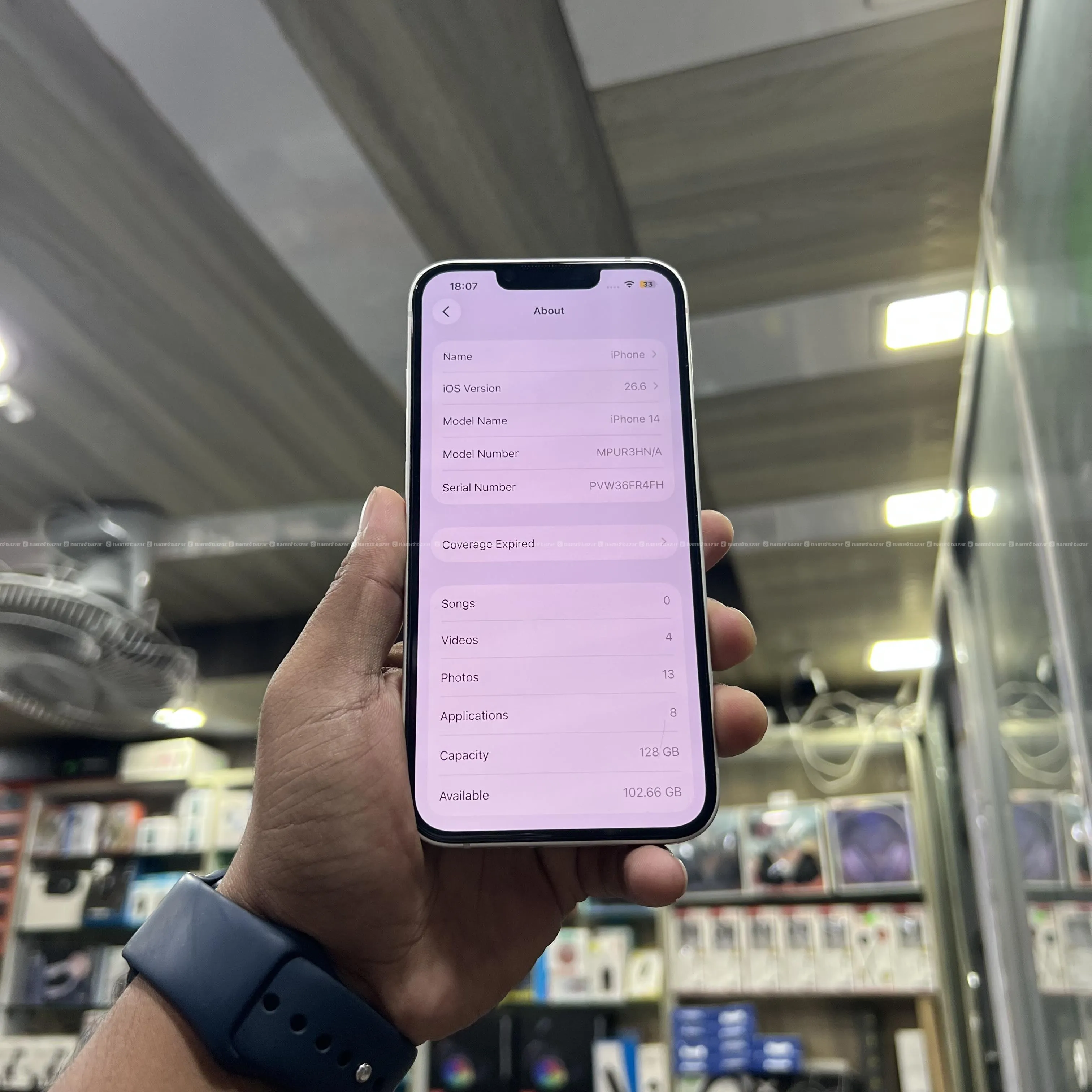 iPhone 14 - 128gb - With Box 3