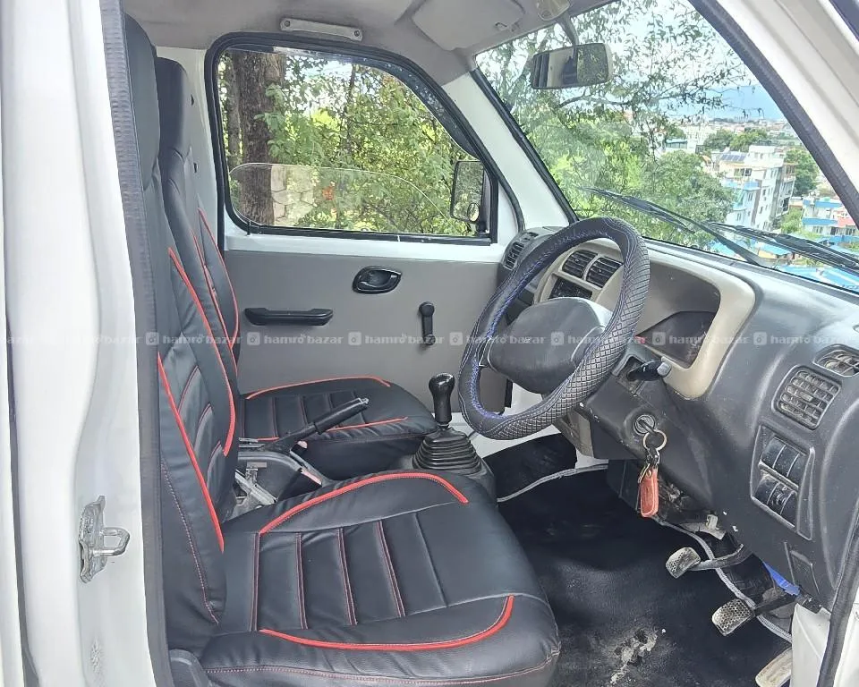 2010 model Eco 5 sitar van Bikrima 3