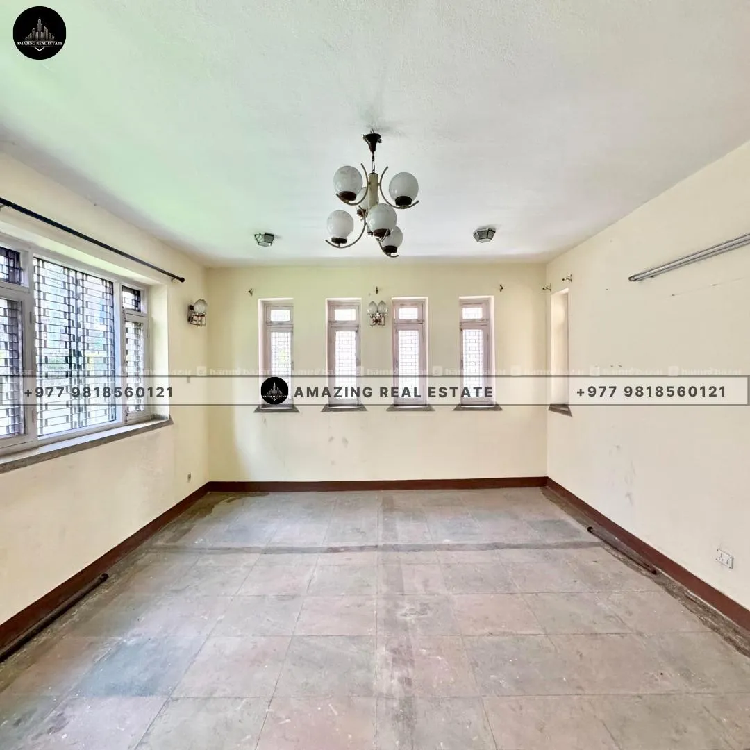KUPONDOLE – HOUSE FOR OFFICE ON RENT 4