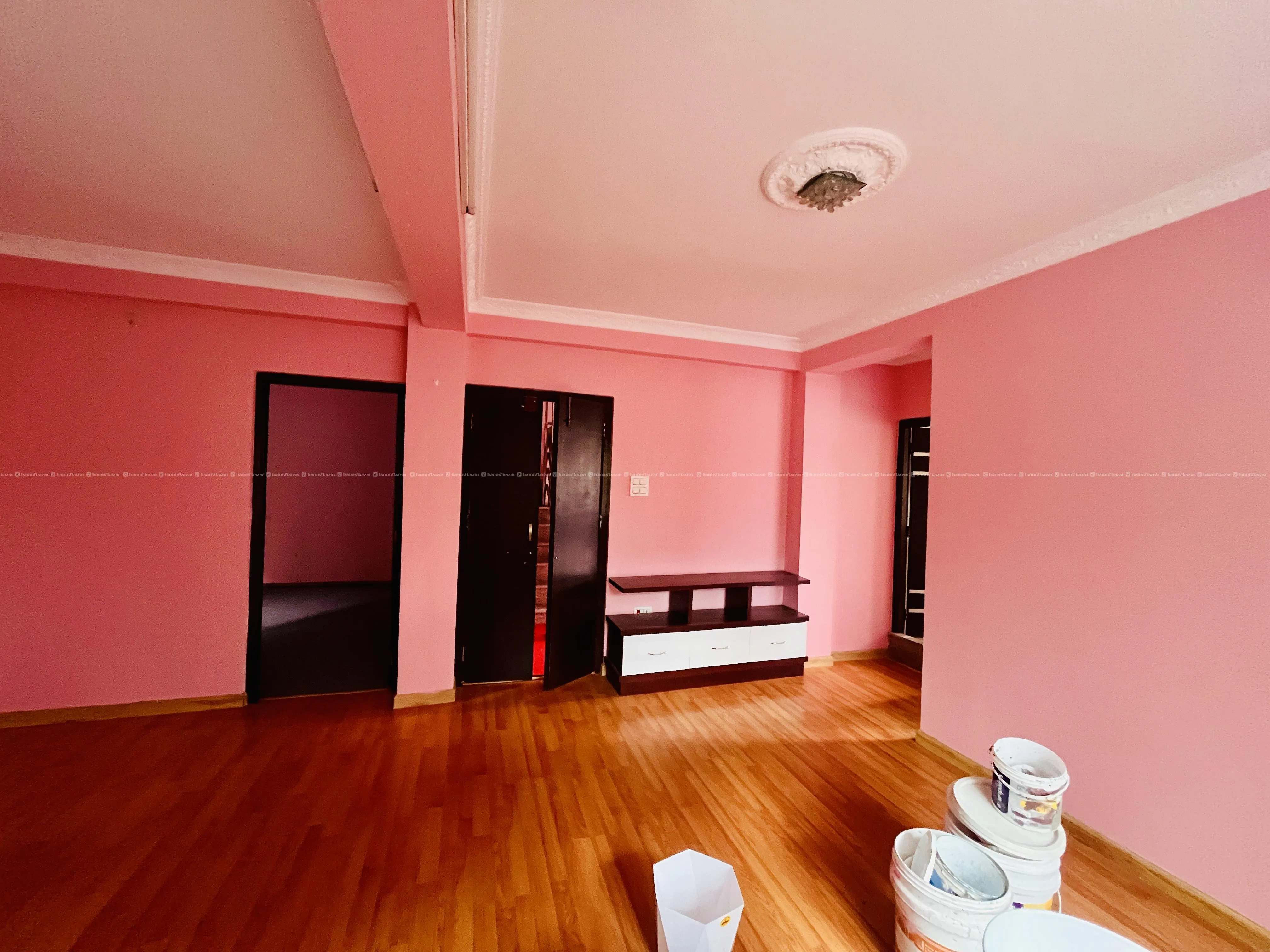 FLAT RENT 4